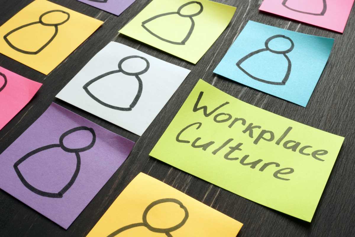 Addressing Cultural Sensitivity When Reporting Workplace Issues 