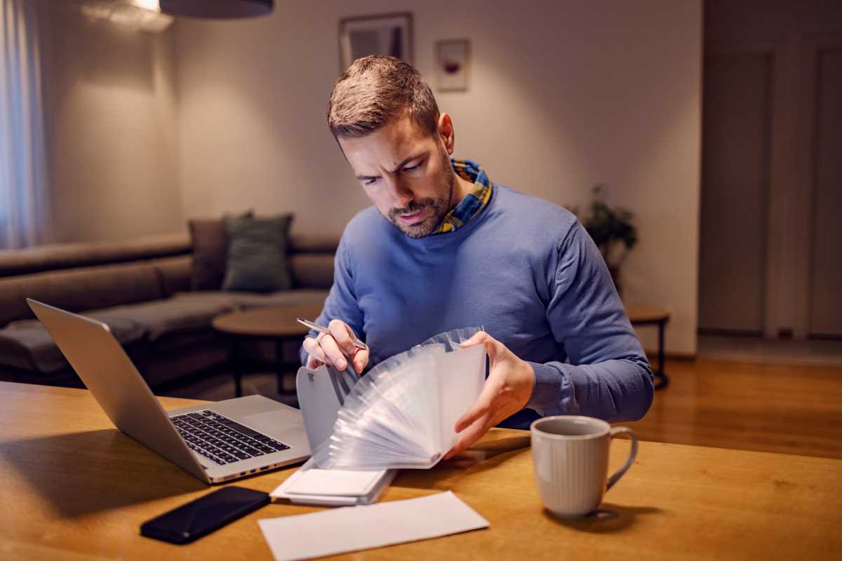 The Difference Between Gross Pay and Net Pay Explained 